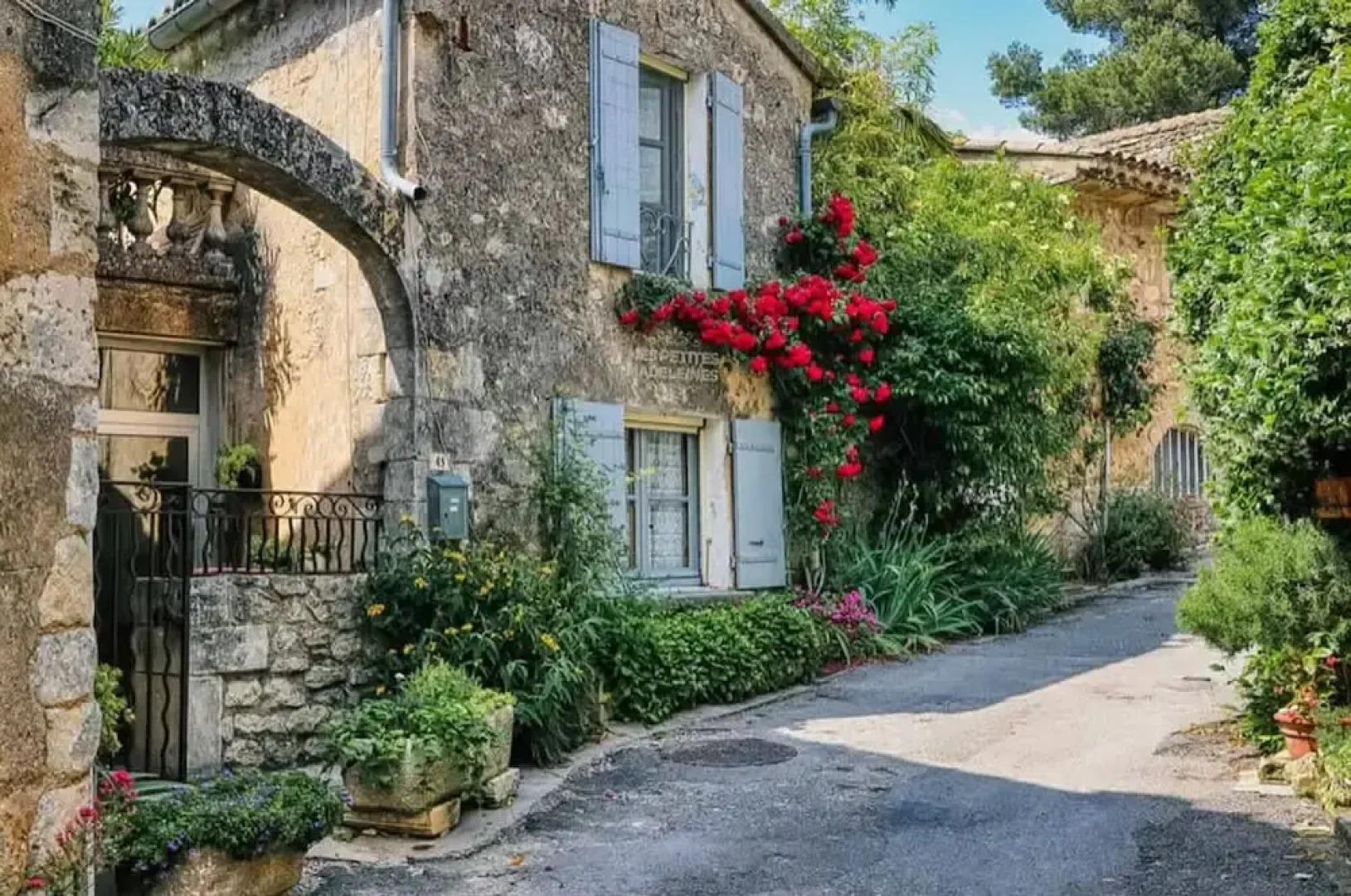Villa Les Beaumettes - Haven of Peace in the Luberon