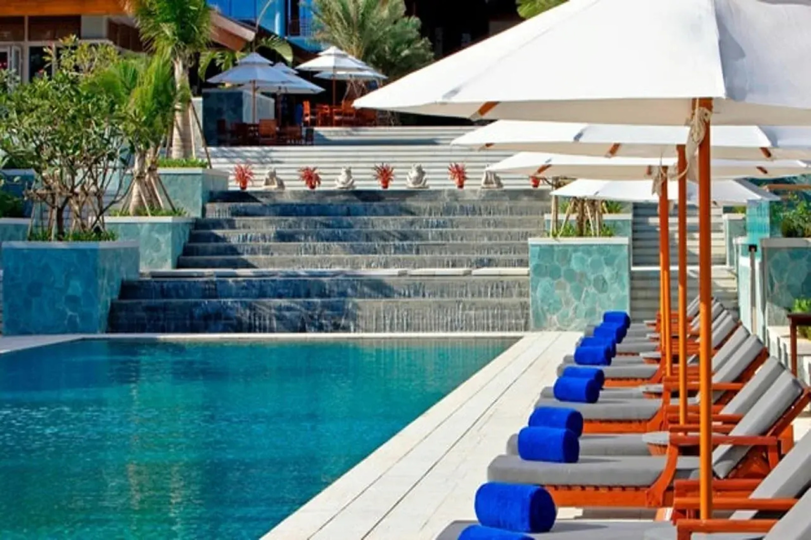 Le Meridien Shimei Bay Beach Resort & Spa