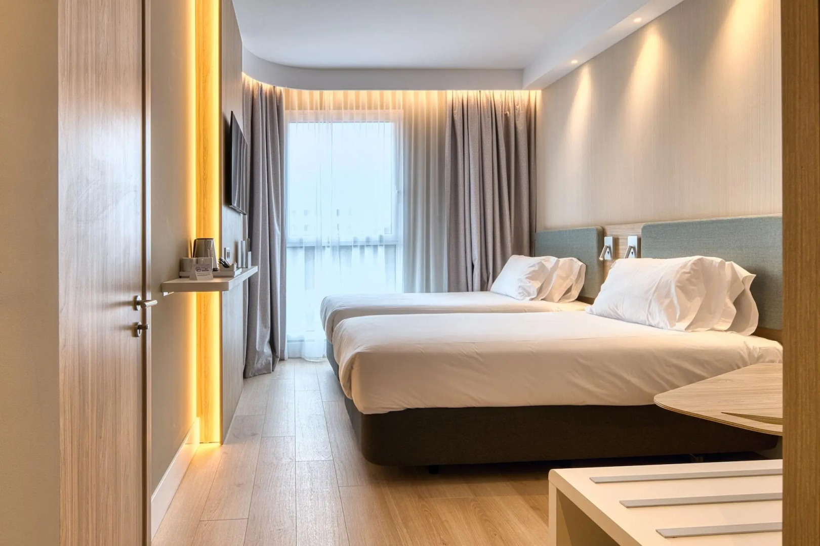 Holiday Inn Express Madrid Airport by IHG
