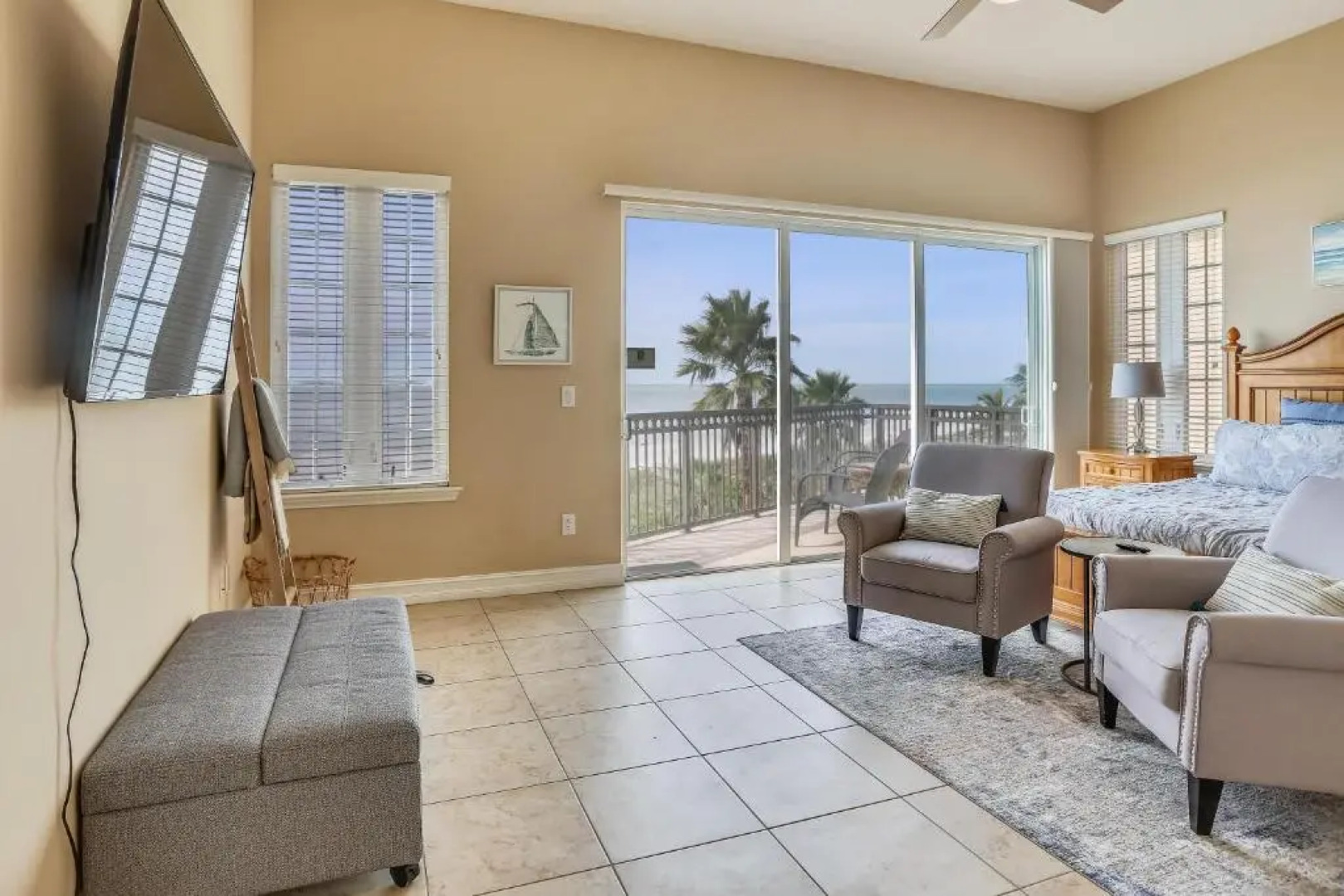Seaclusion Beach Townhome