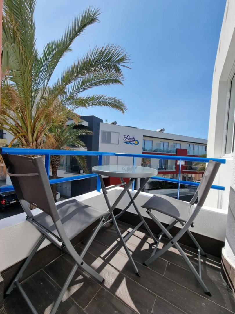 The Jolie Apartments - by the Ocean