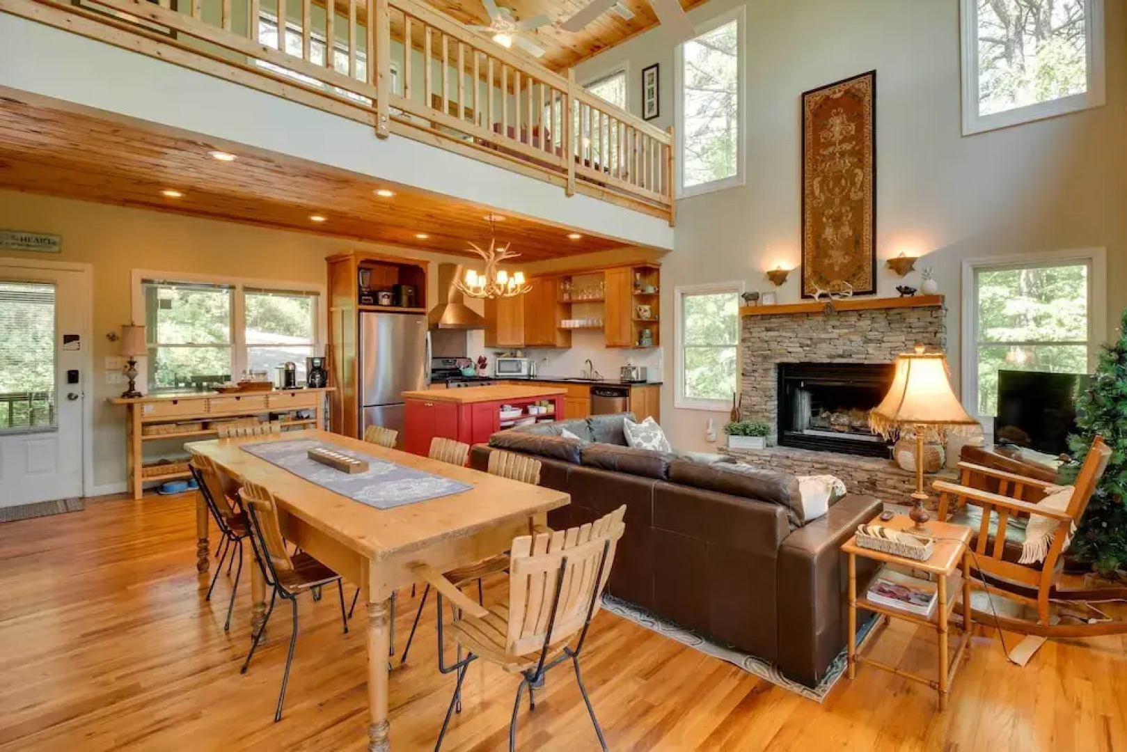 Spacious Georgia Escape w/ Fireplace, Deck & Grill