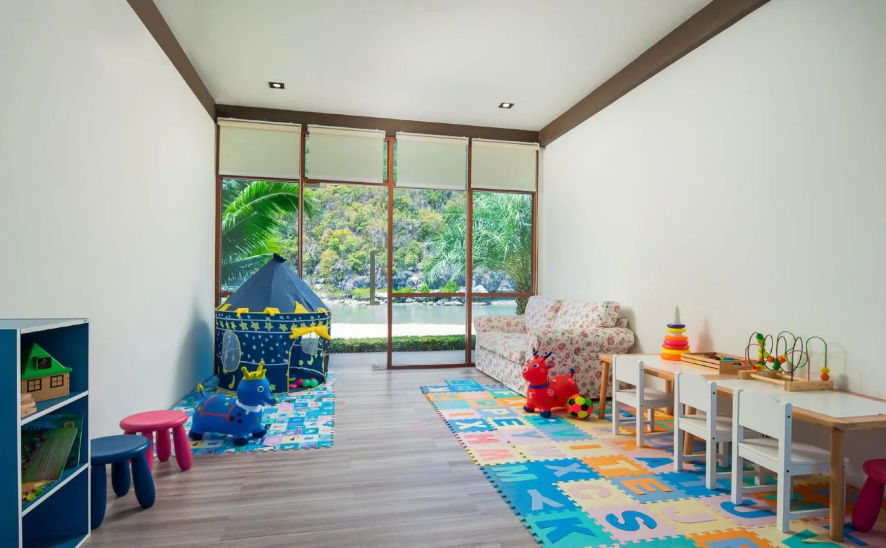 La Isla Pranburi Beach Resort