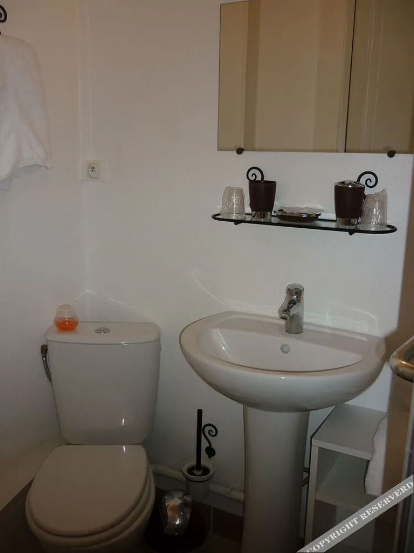 Authentic by Balladins, Le Carré d'Aix