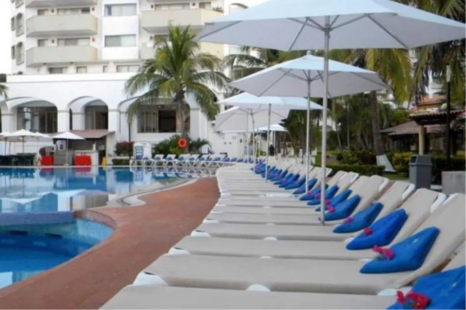 Villas and Suites Ixtapa