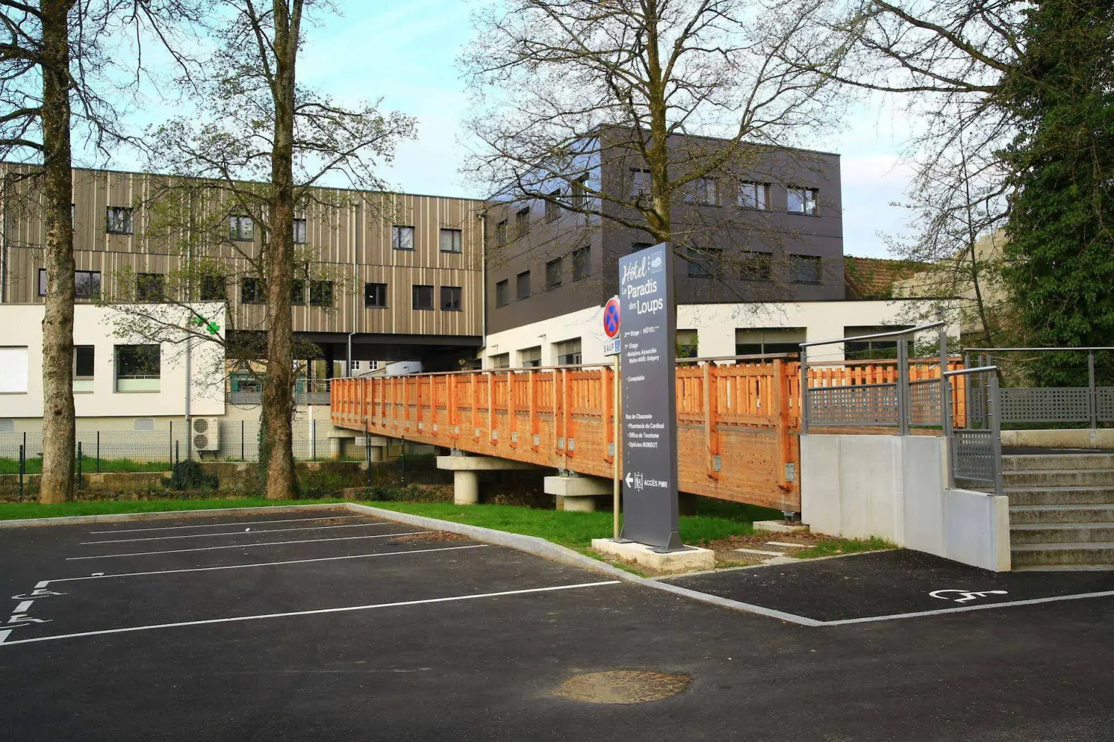 Hôtel le Paradis des Loups