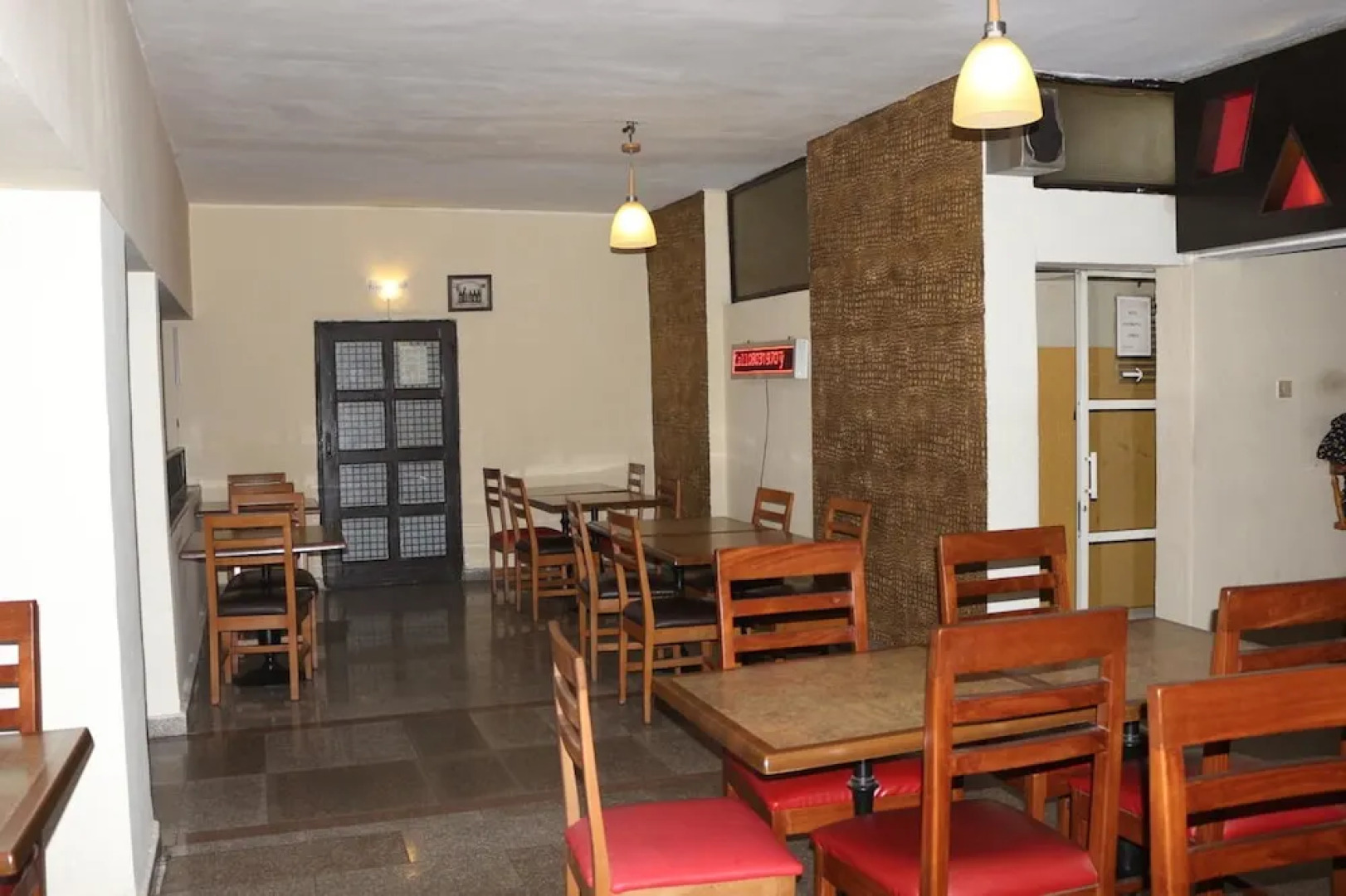 Royal Residence Guest House