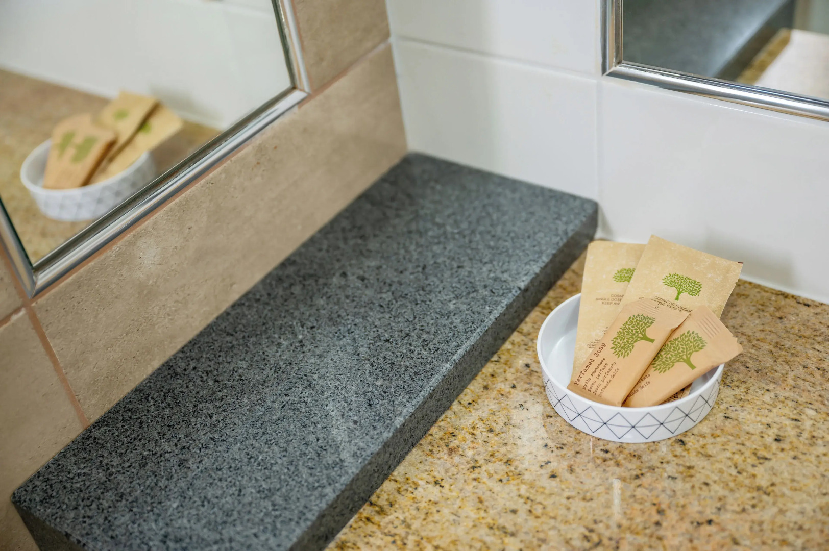 Hotel i Restauracja Dworski