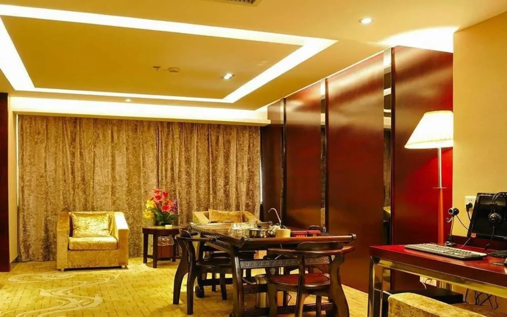 Xianning Lanhai Hotel