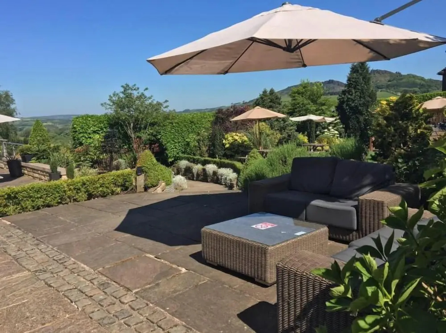 Three Horseshoes Country Inn and Spa