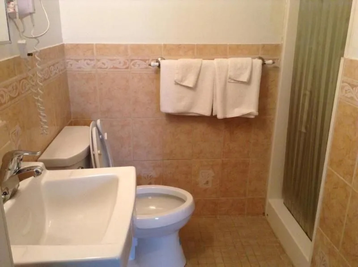 New Sea Breeze Motel