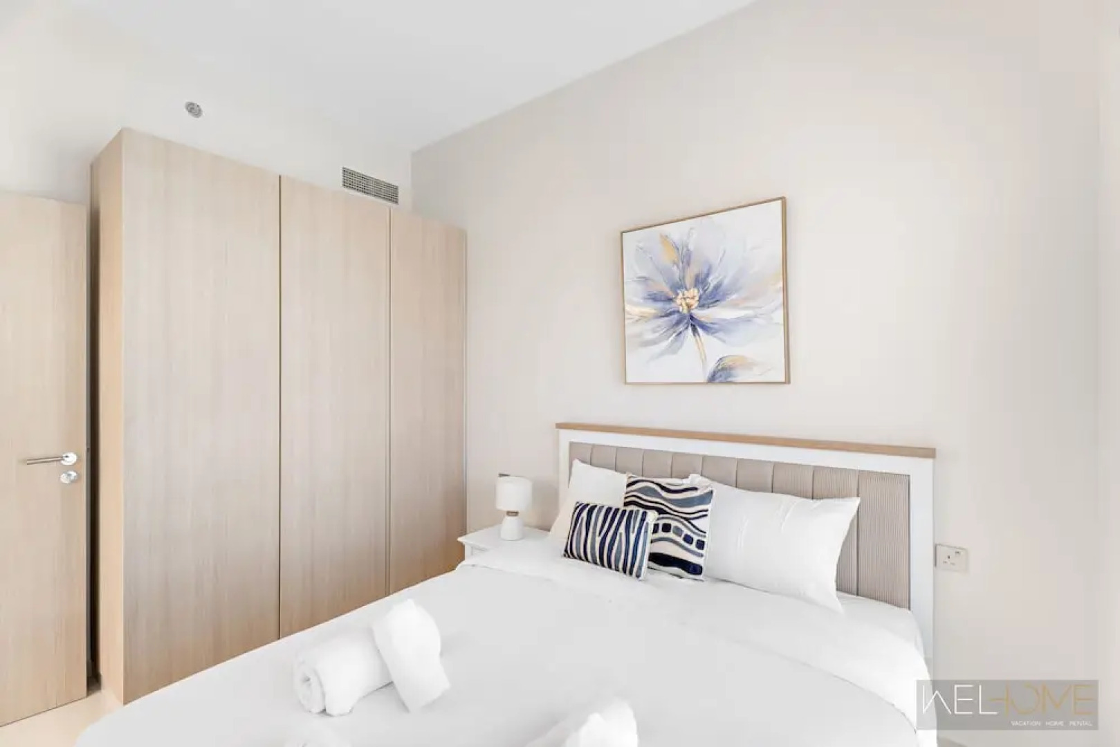 WelHome - Breathtaking View 1BR Apt in Damac Hills 2