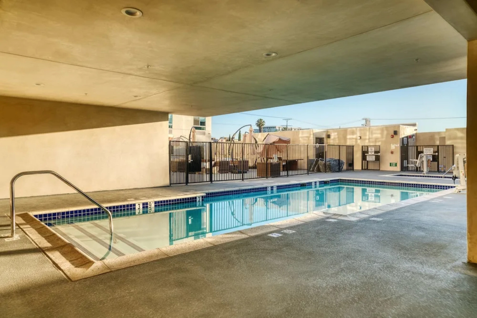 Best Western Premier NOHO Inn