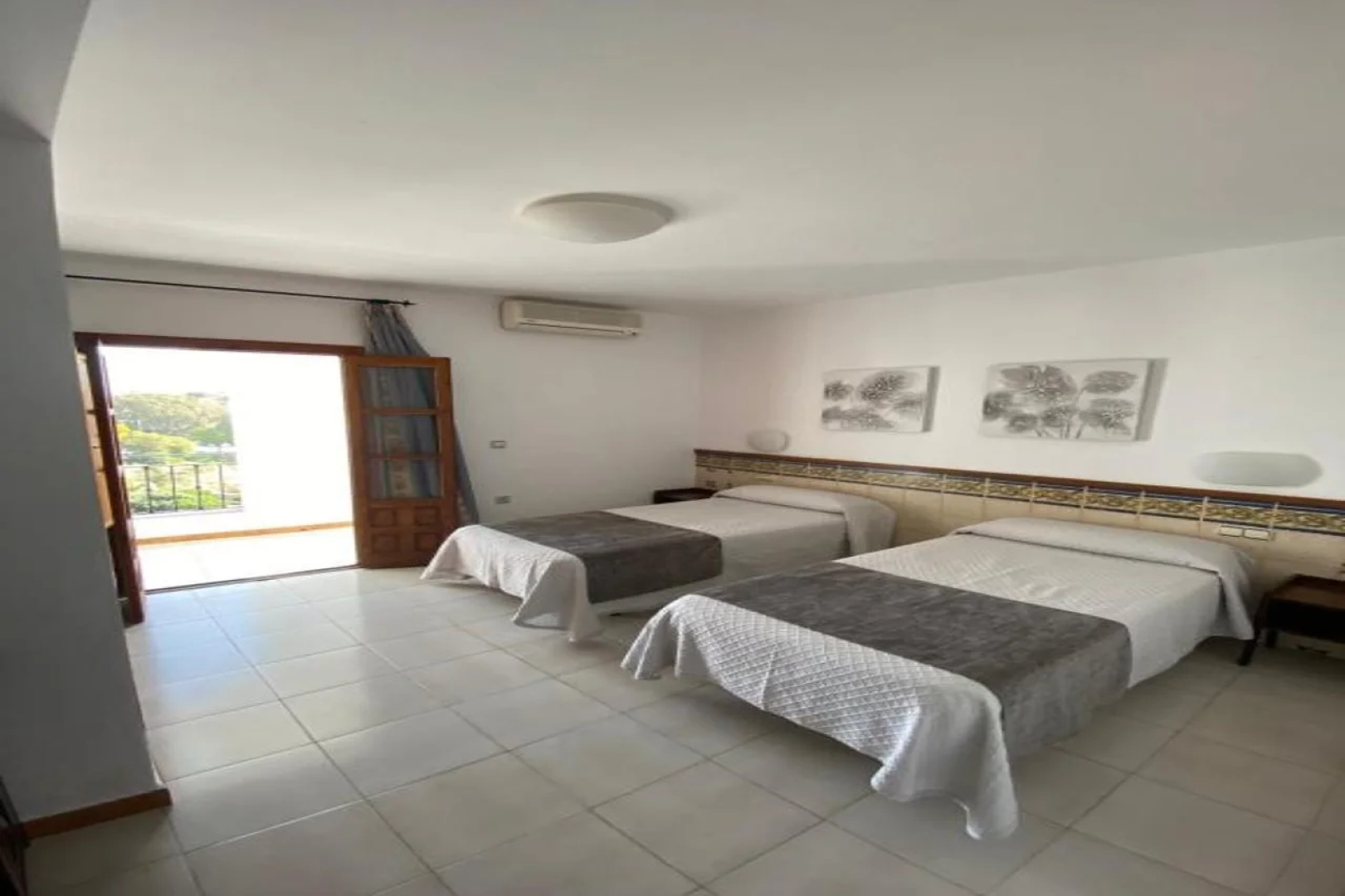 Hotel Simon
