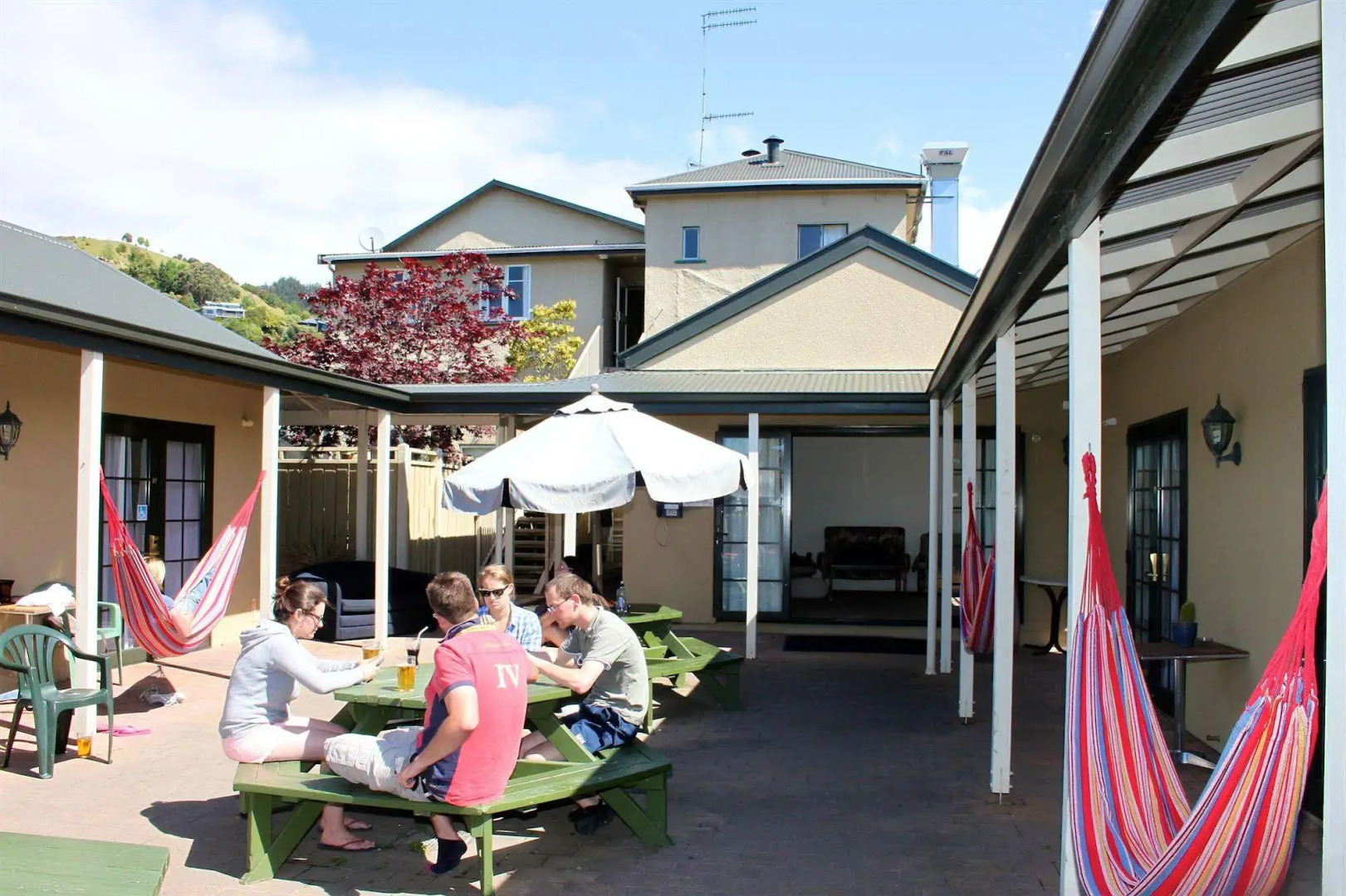 The Prince Albert Backpackers & Bar