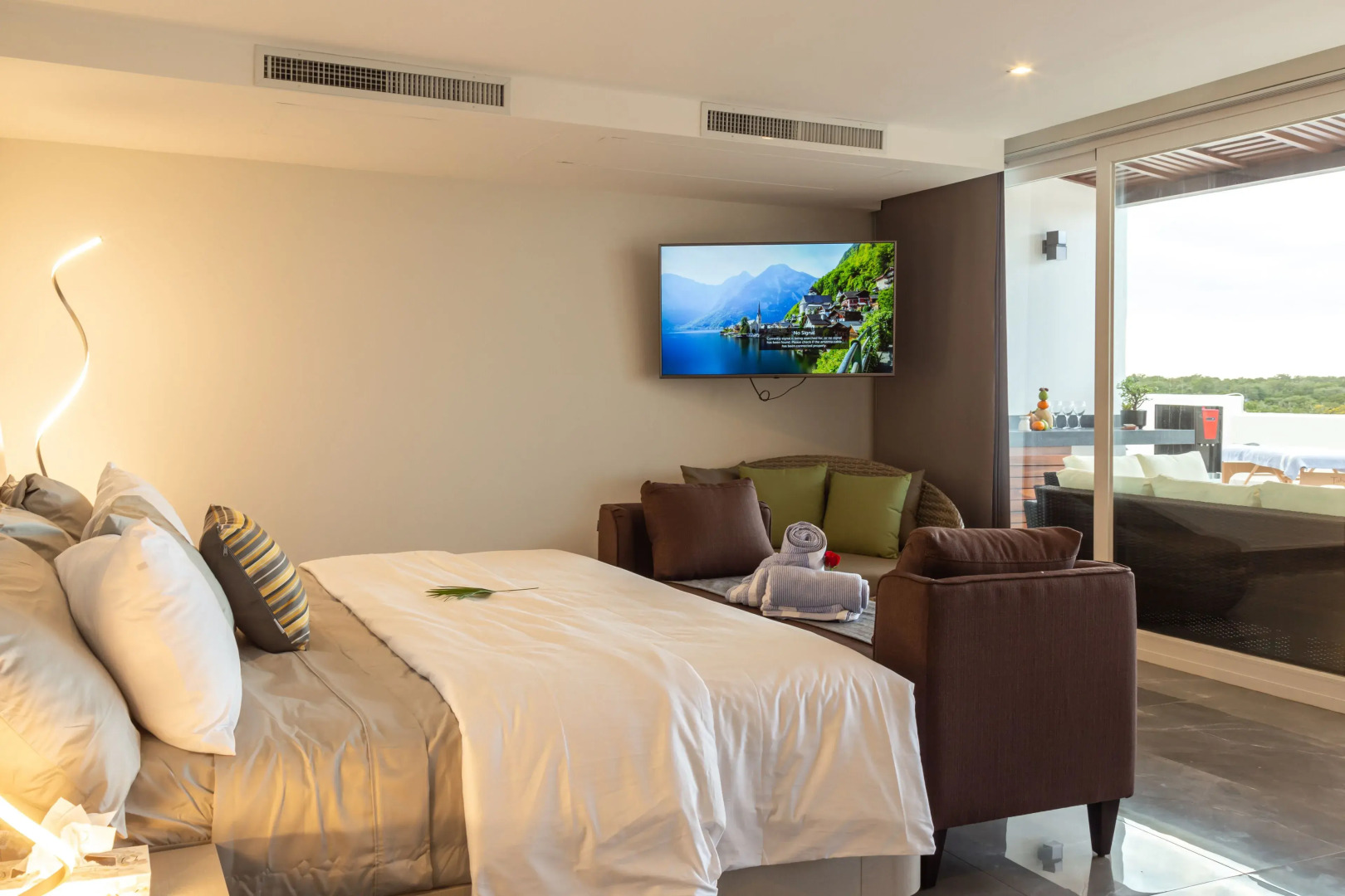 Fabulous & Exclusive Apartments With Sea View Pool BBQ Garden