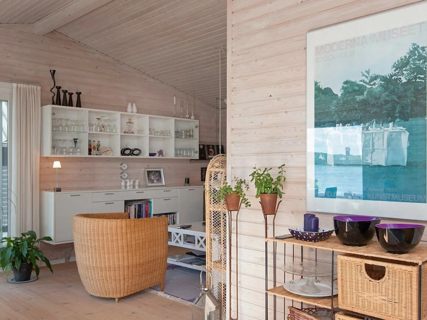 Stunning Lakeside Holiday Home in Skanderborg