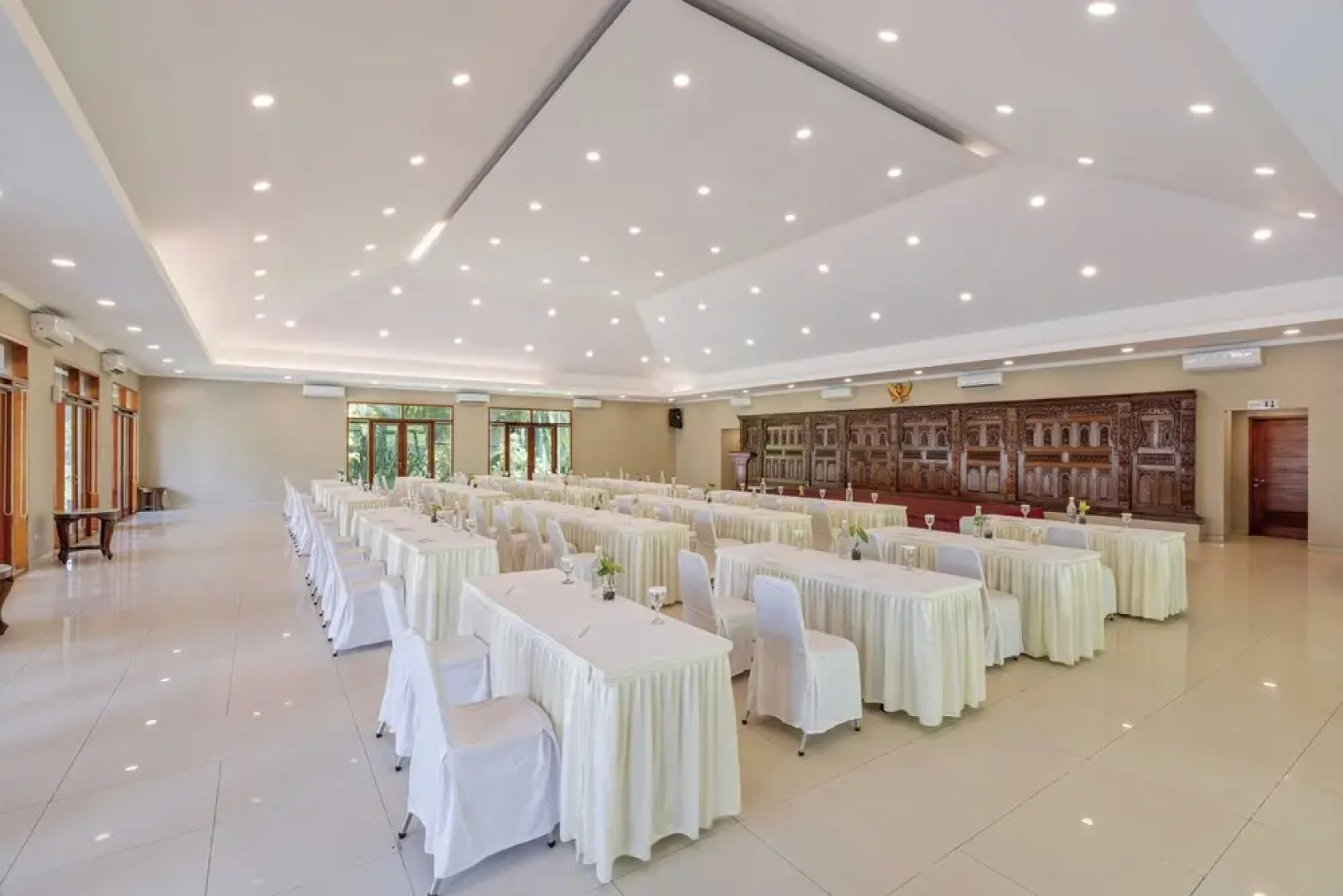 Pelangi Hotel at Artotel Pelangi Park