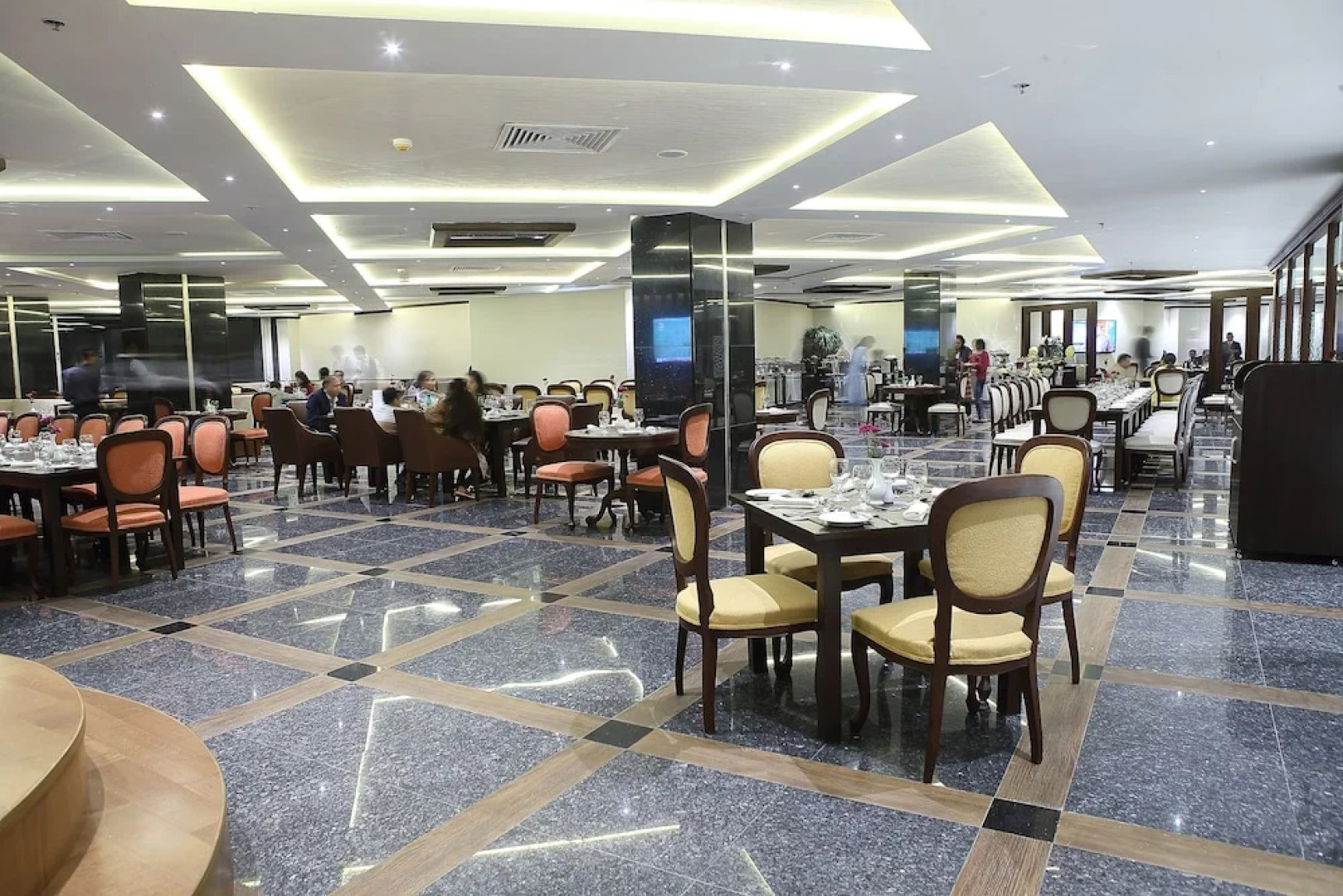 Defence Raya Golf & Country Club