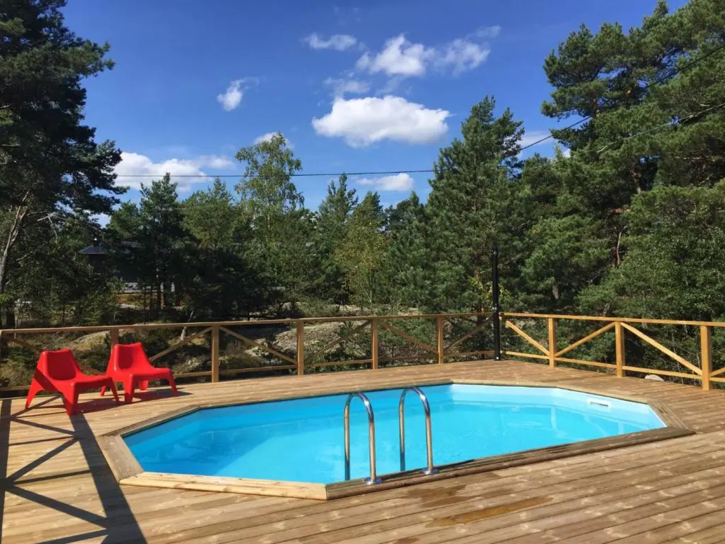 Archipelago-house with pool, boat and bikes