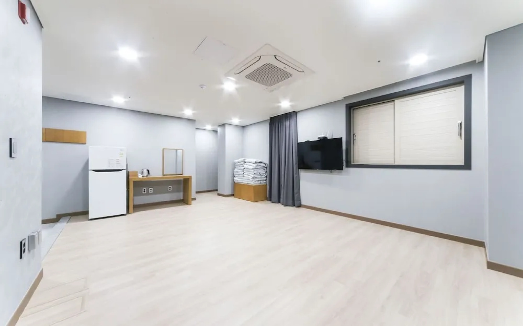 Ulleung With Ulleung