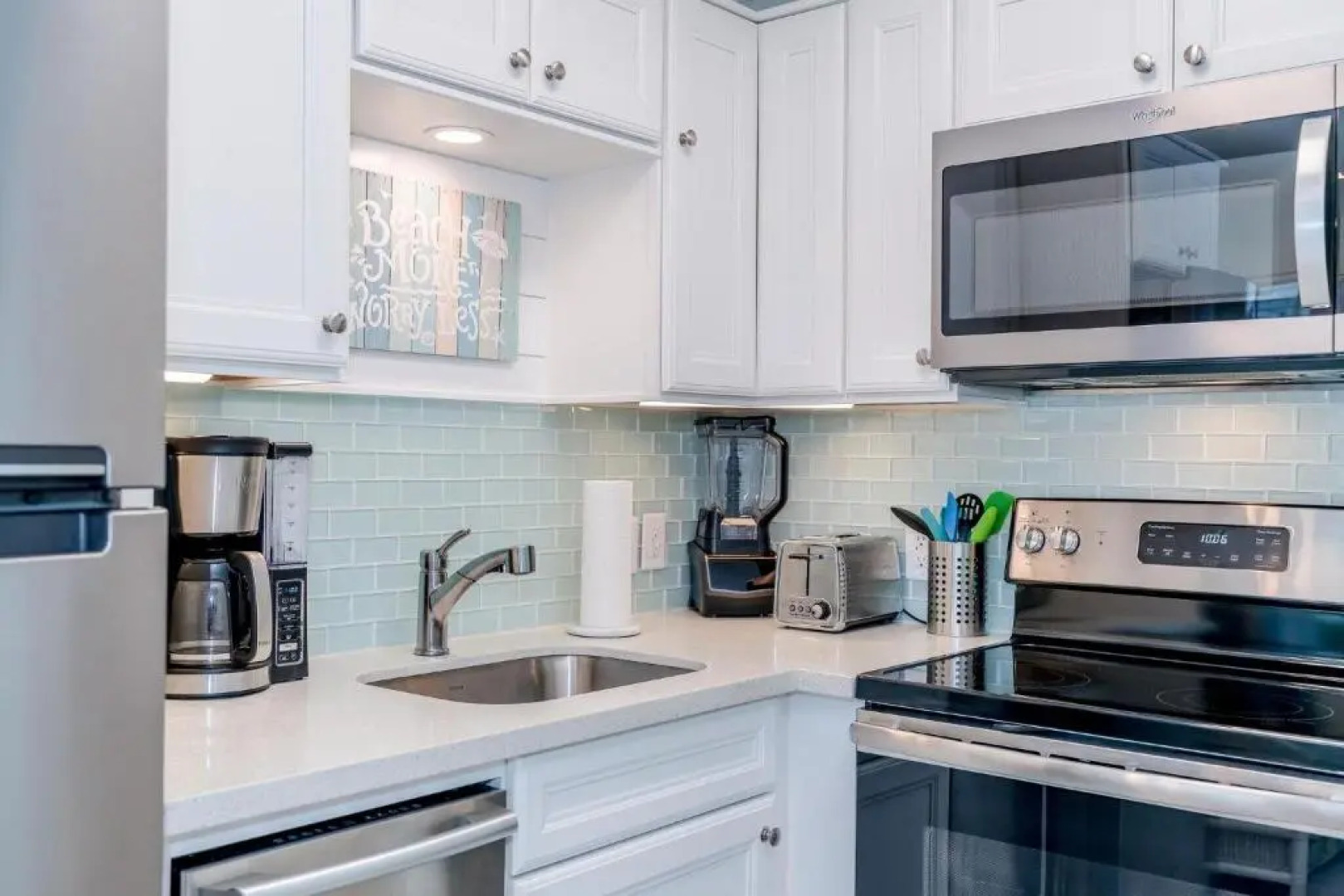 Seascape 2302 Hotel Room