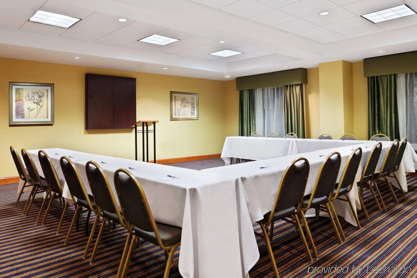 Holiday Inn Express Hotel & Suites Richmond-Brandermill by IHG