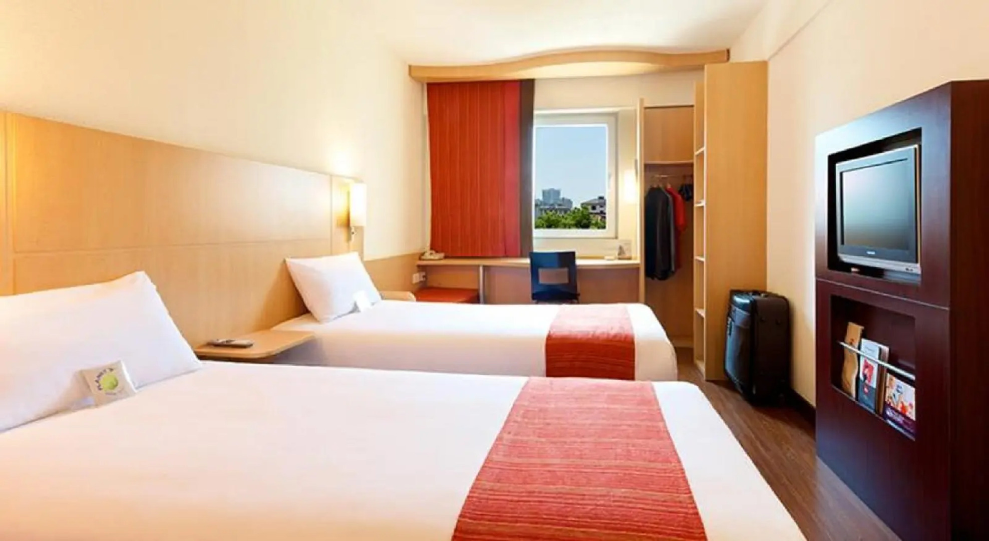 Hotel Ibis Dalian Sanba