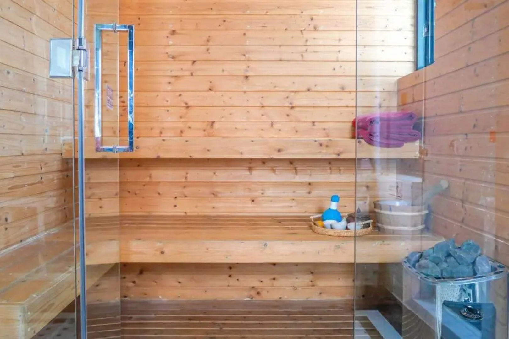 3Bd Pool Villa Pattaya with Sauna - Exquisite Pool Villa B