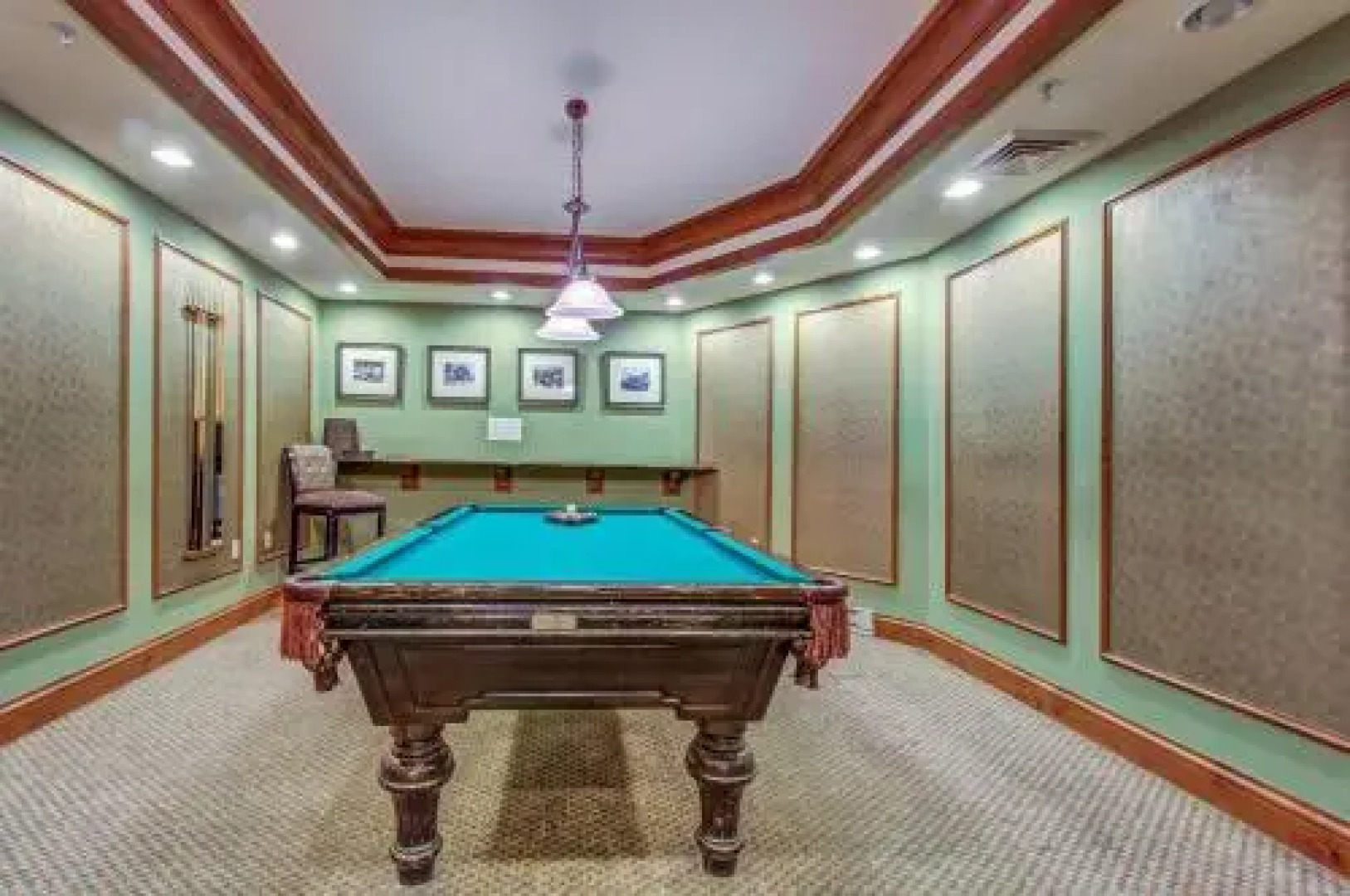 Powderhorn Lodge 107: Columbine Suite