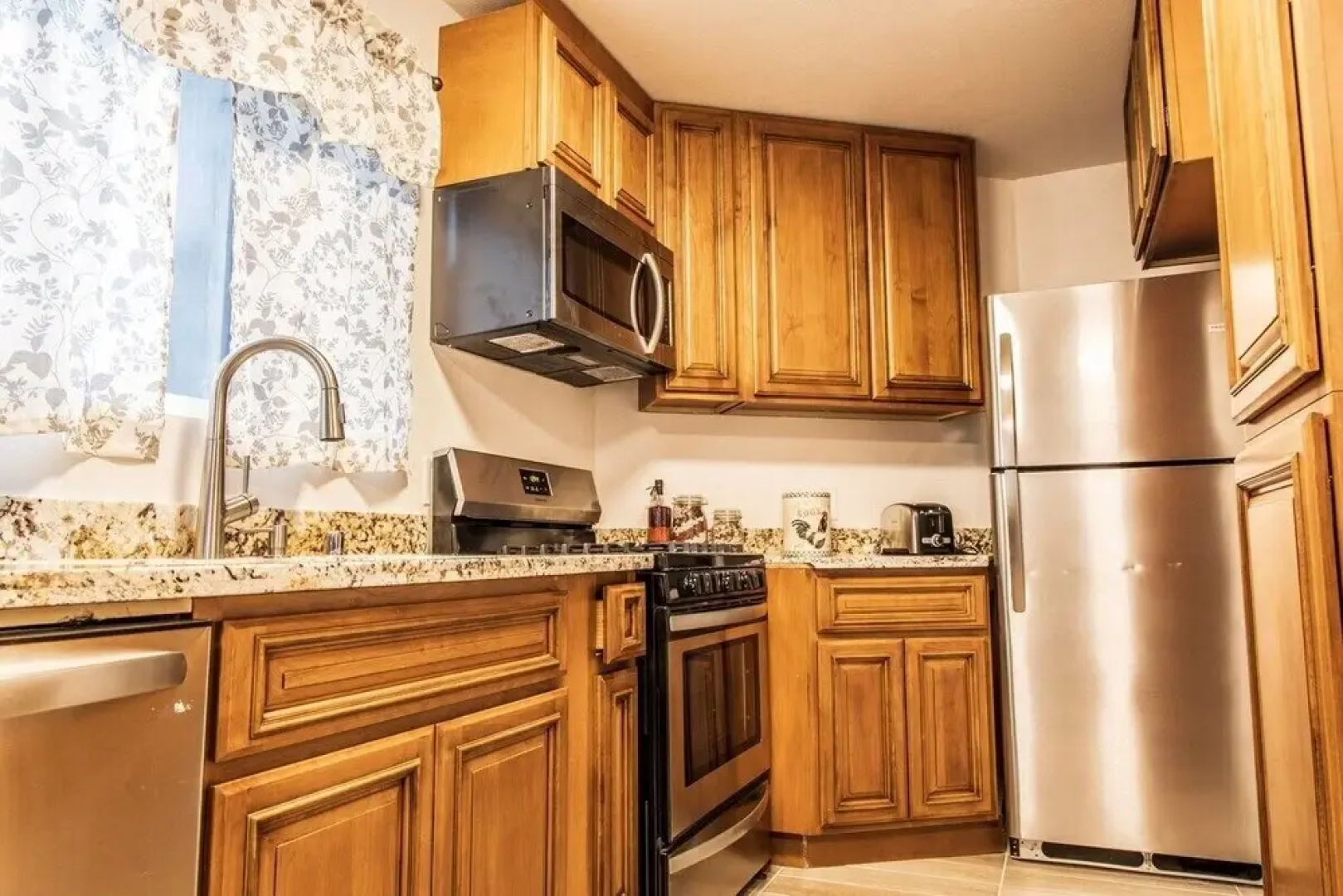 Cozy Three Bedroom in Concord