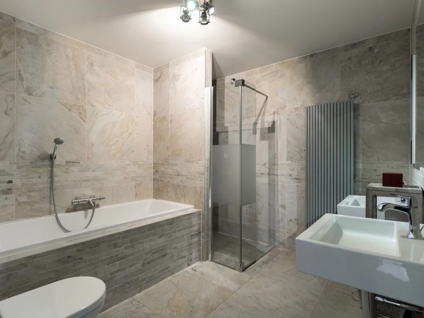 Luxurious 6-person Apartment in Grevelingenmeer Marina