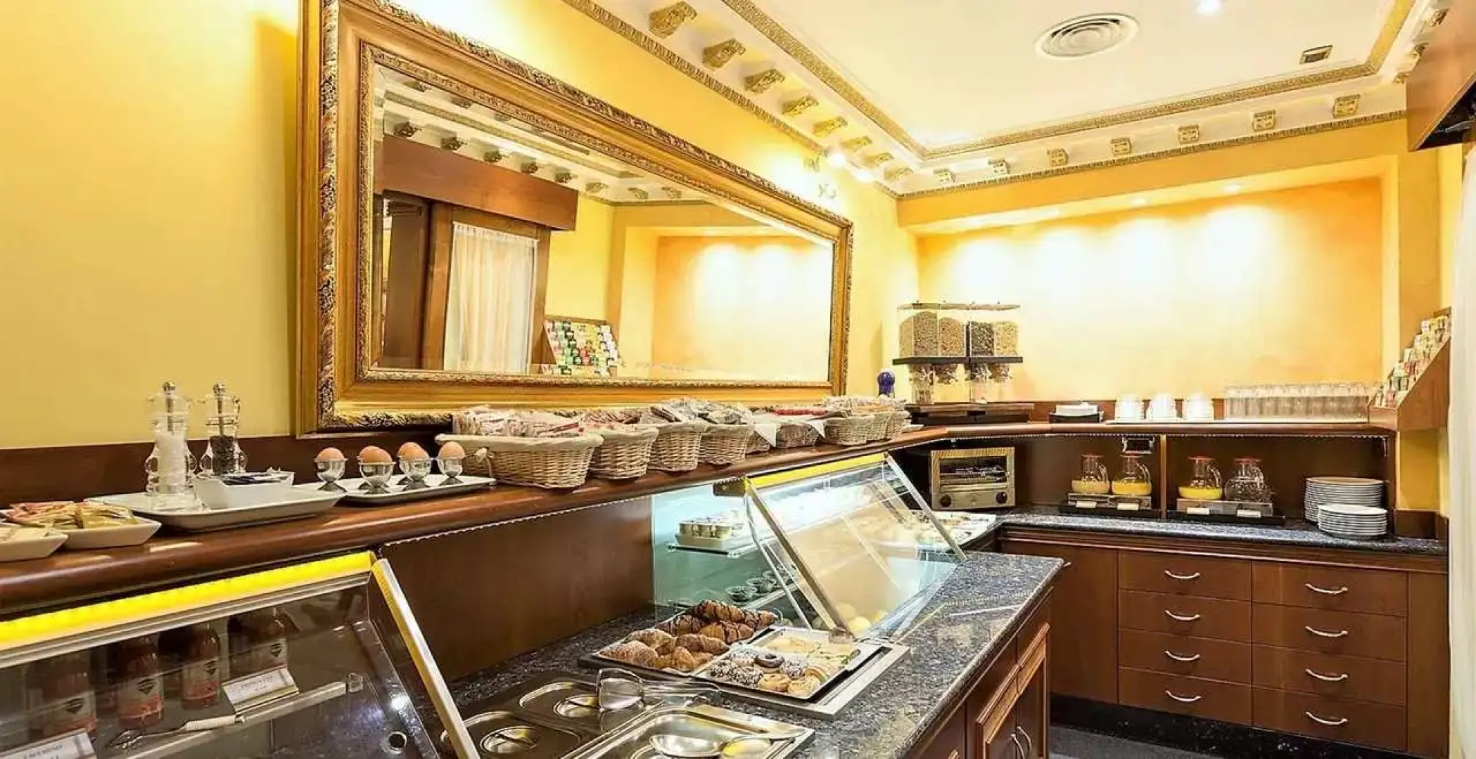 Hotel Manfredi Suite in Rome