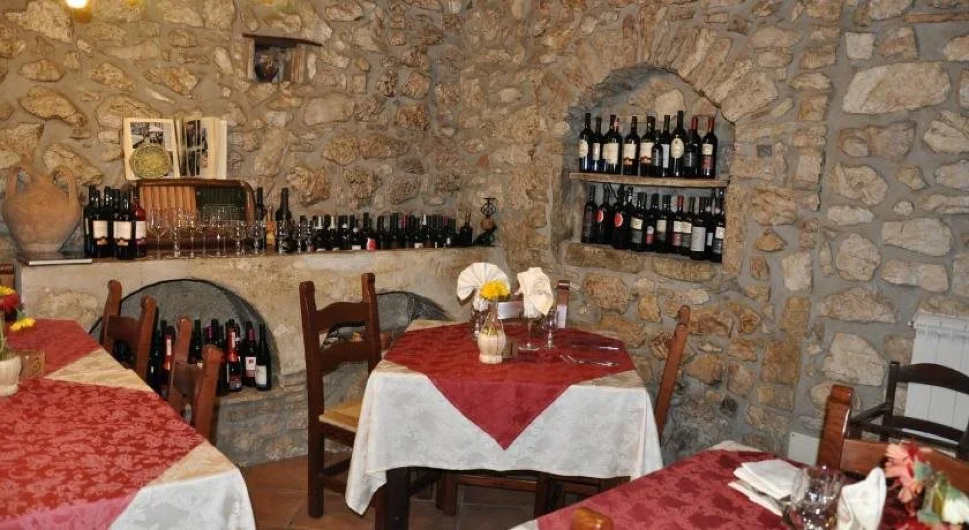 Al Piccolo Borgo Locanda Con Alloggio