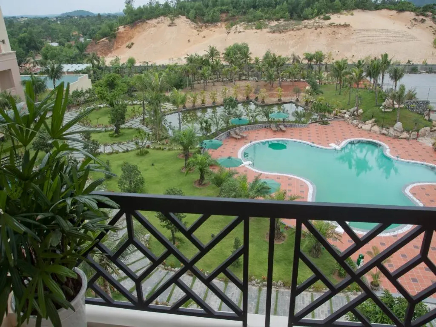 DLGL - Dung Quat Hotel