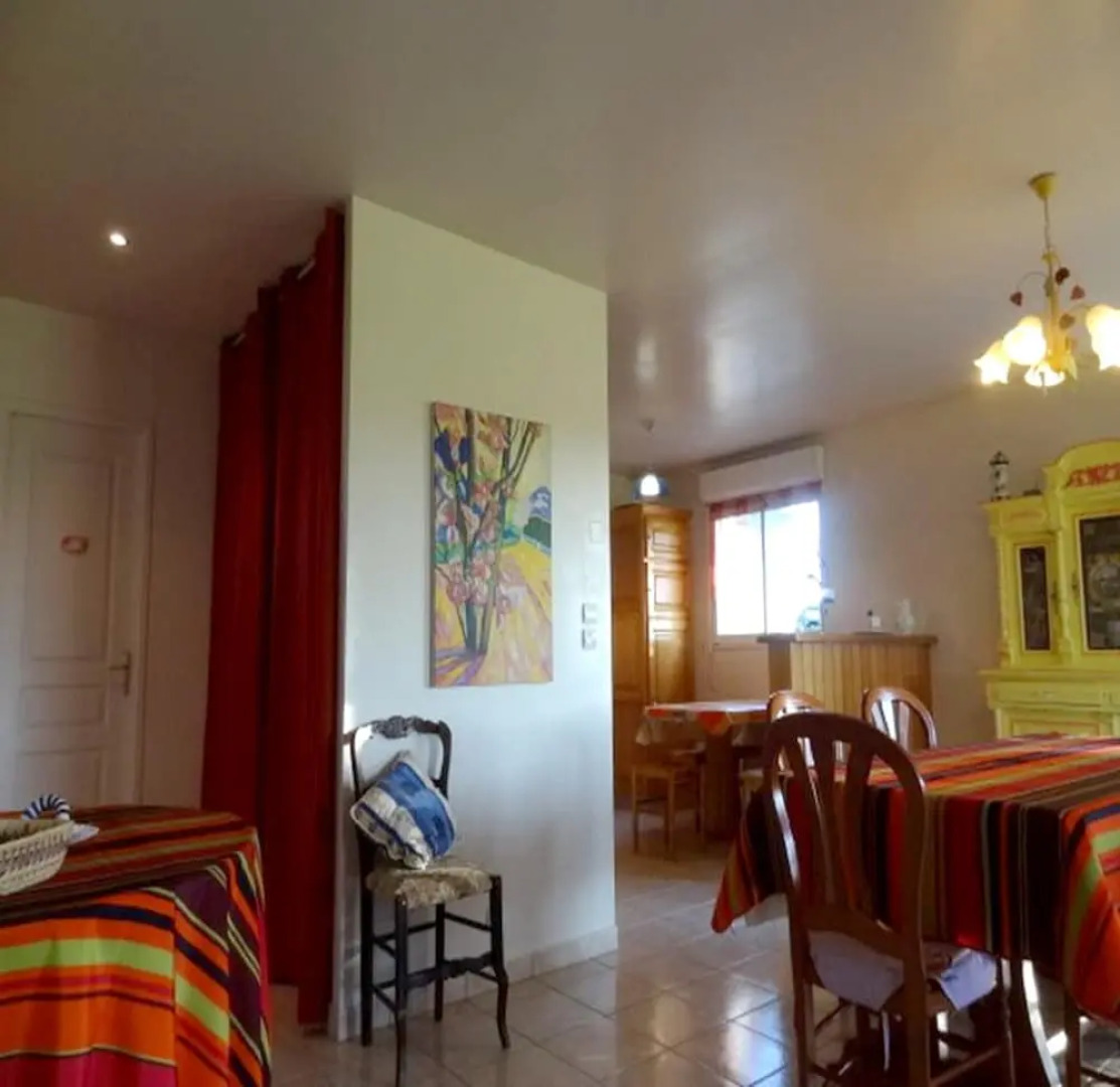 House With 3 Bedrooms in Erdeven, With Furnished Garden and Wifi - 2 k