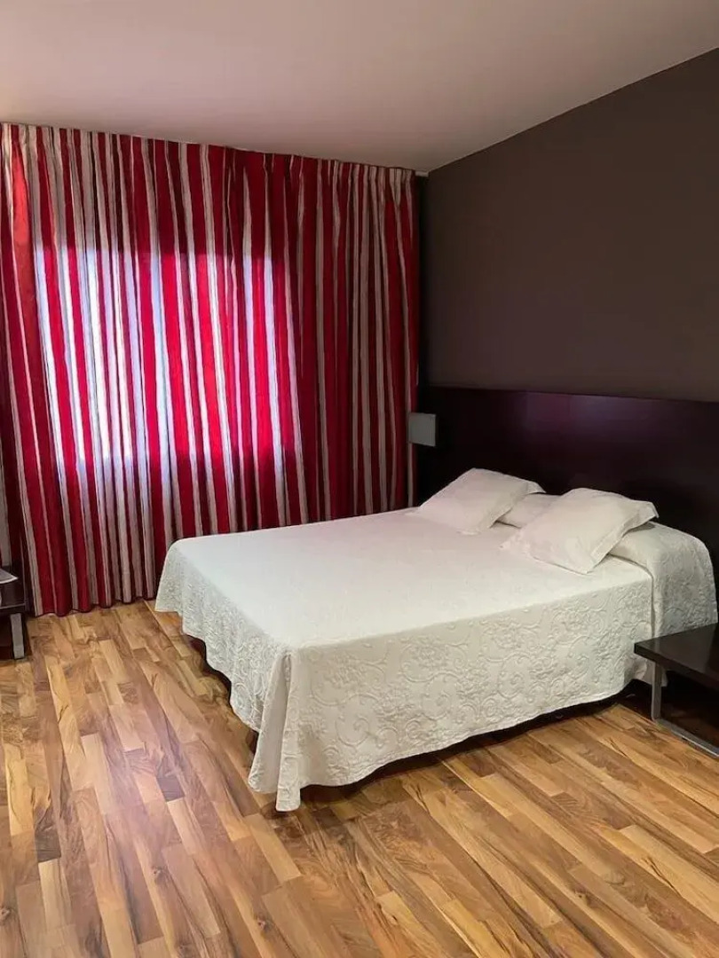 Spacious Farmhouse In El Bruc With Swimming Pool