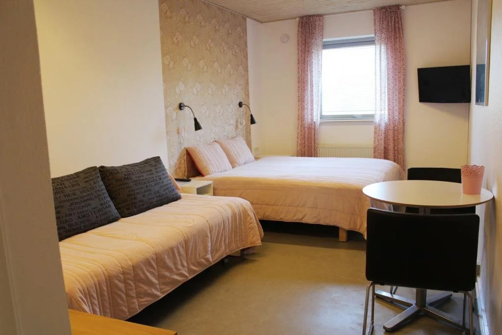 Hine Bakke Guest House