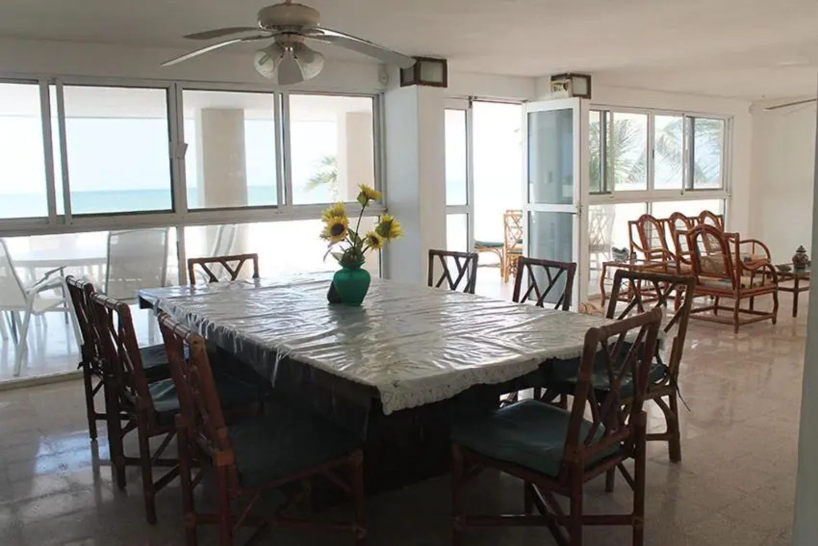 Casa Charuff frente al mar con wifi