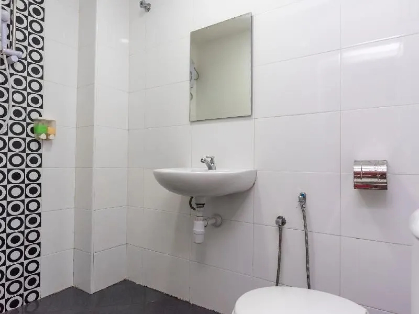 OYO 966 Segamat Red Orange Hotel Sdn Bhd