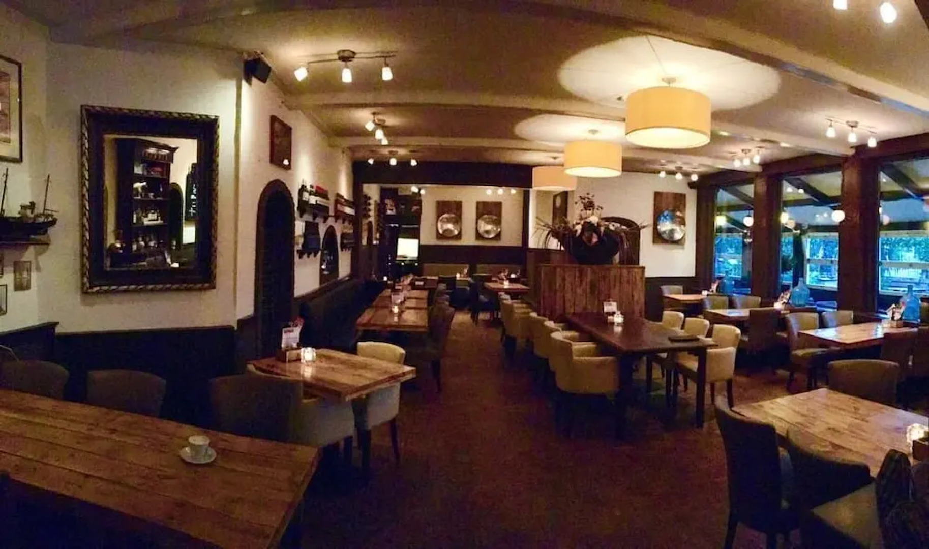 Bar-Bistro-Hotel DOK