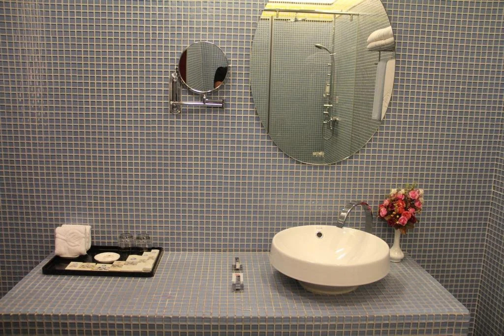 Qinghua Business Hotel