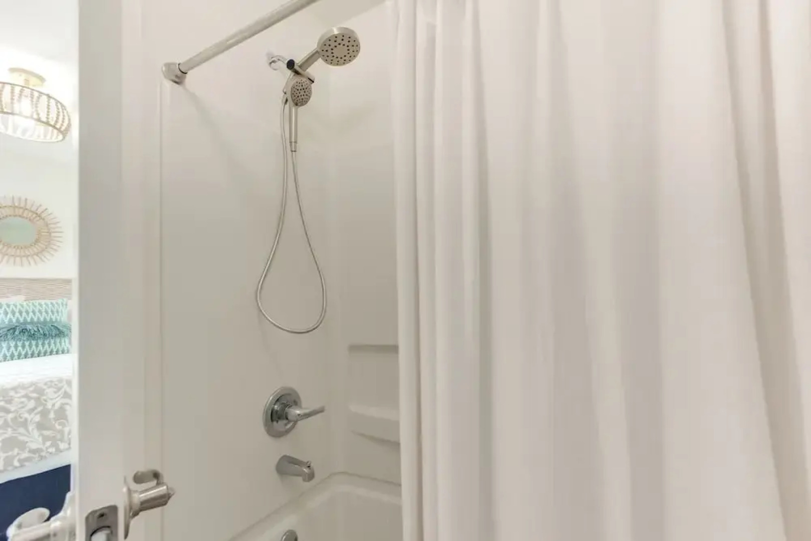 Walk to Beach: Cottage w/ Yard in Pass Christian!