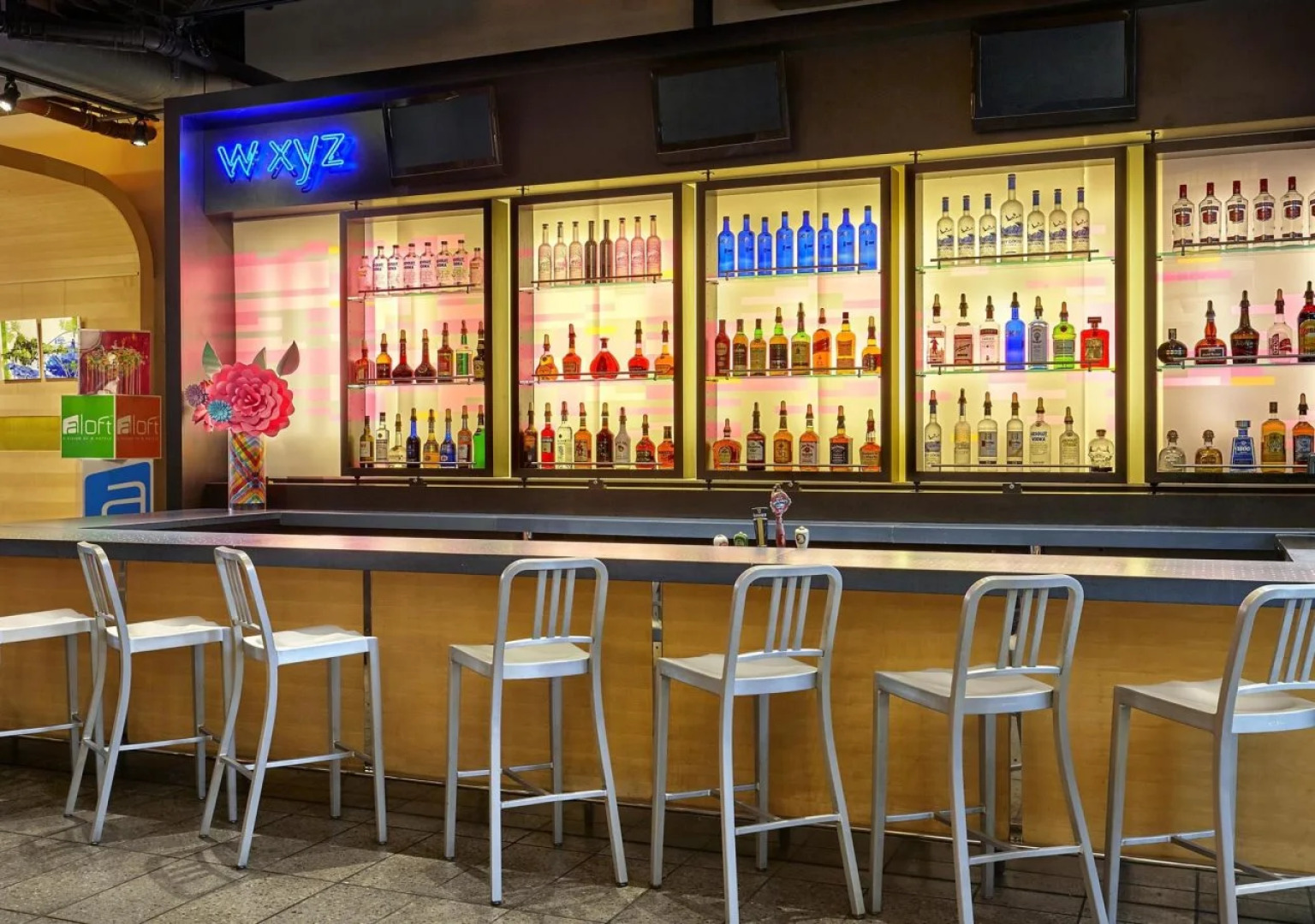 Aloft Montreal Airport