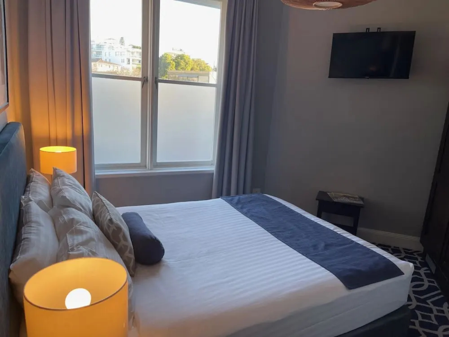 Seabreeze Hotel