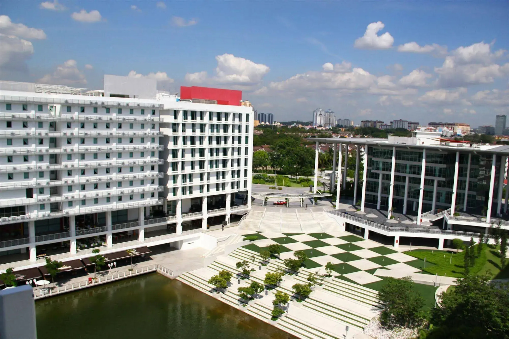 Ruemz Hotel, The Boardwalk