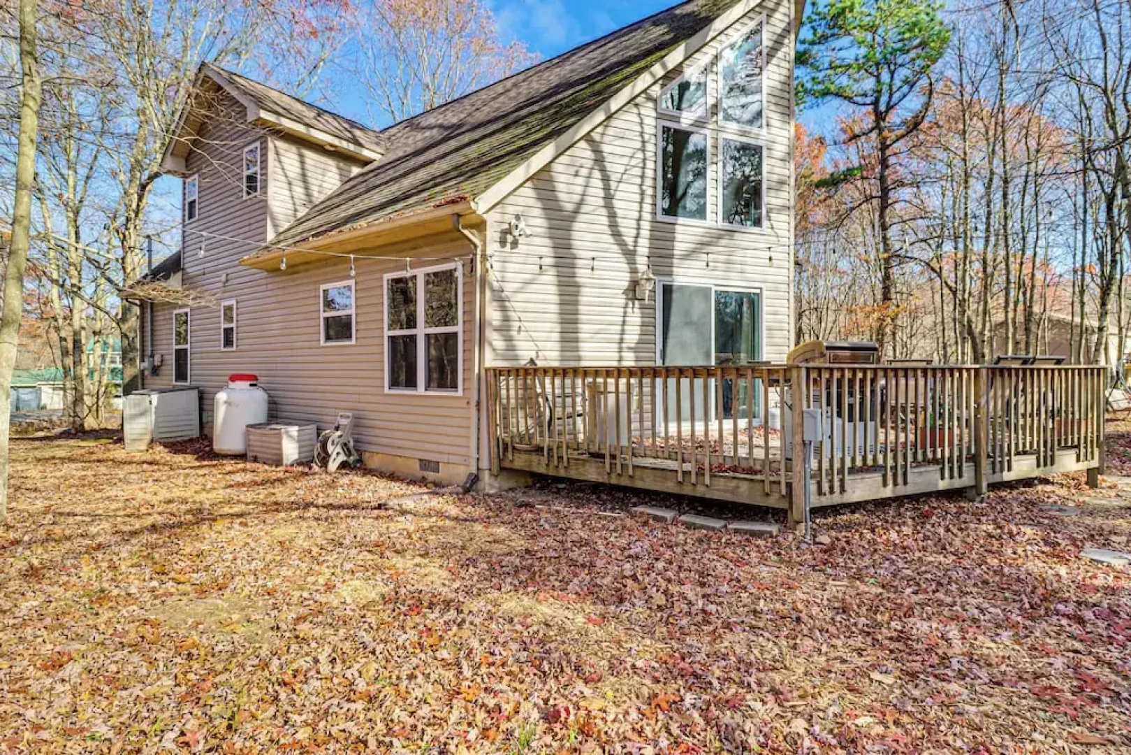 Serene Poconos Cabin w/ Hot Tub & Beach Access!