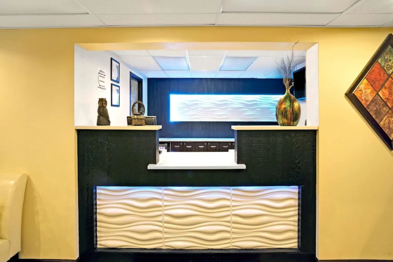 Super 8 By Wyndham Ogden