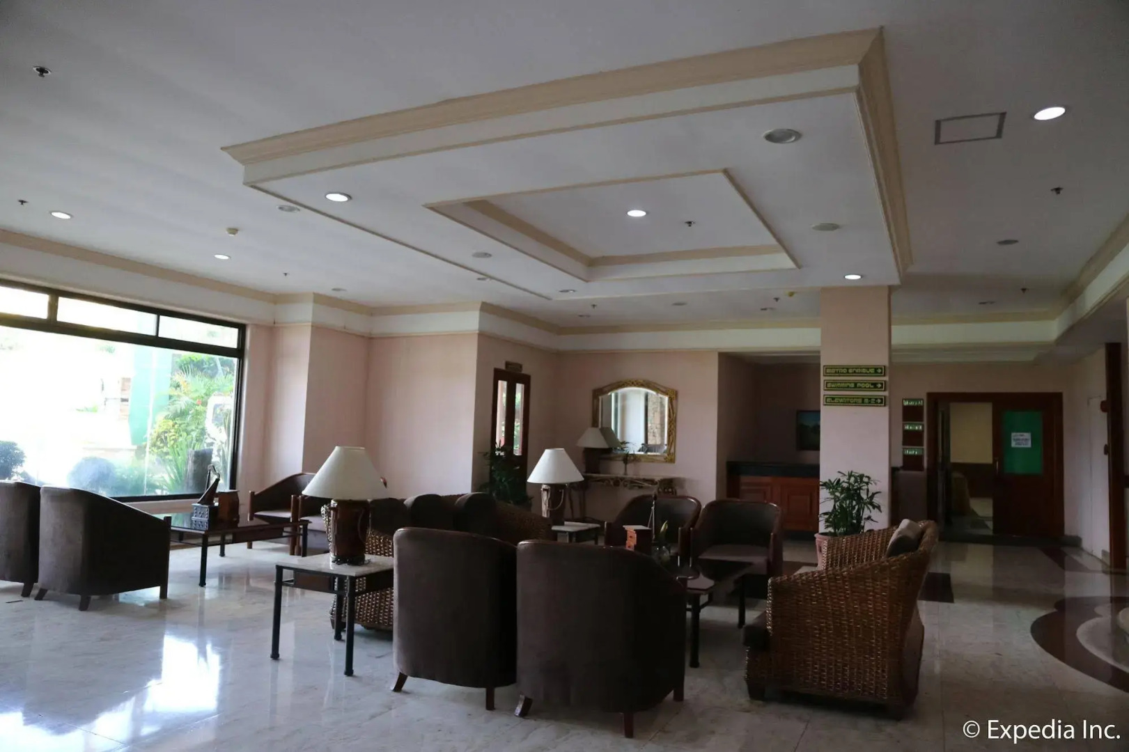 Sunrise Holiday Mansion