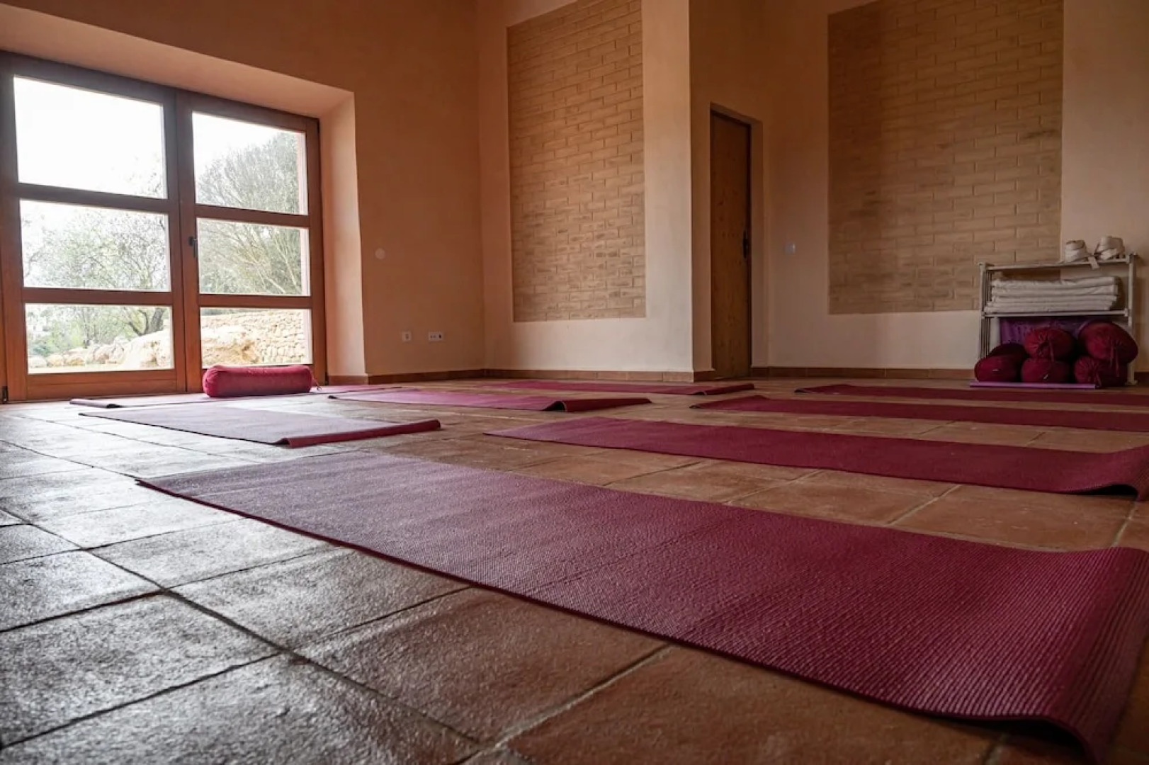 Casa do Vale da Lama EcoHotel & Retreat Centre in a farm